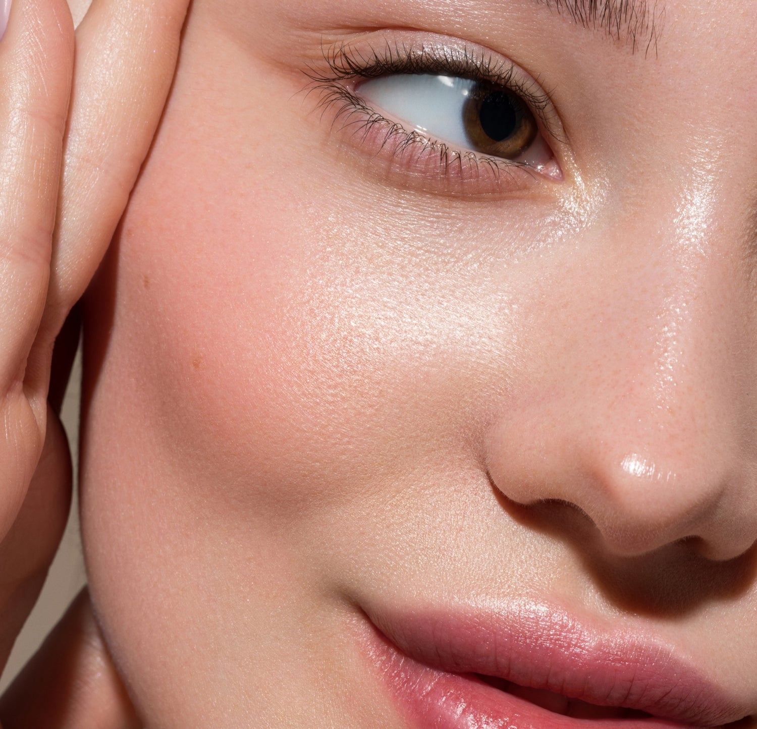 Green Tea Helps Skin and Promotes Longevity